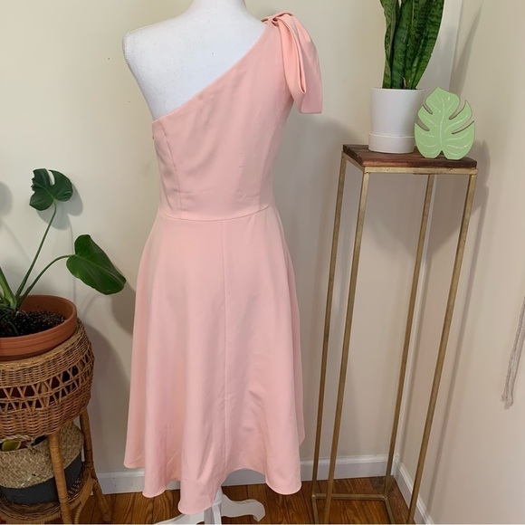 Gal Meets Glam Yvonne Dream Crepe One-Shoulder Dress in Rose Quarts sz 6 - Picture 4 of 6